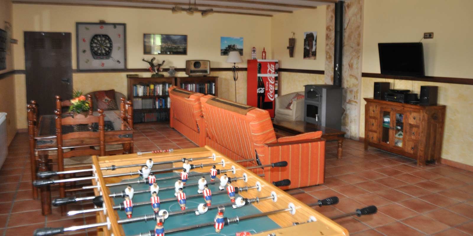 Casa rural en Cuenca salon juegos