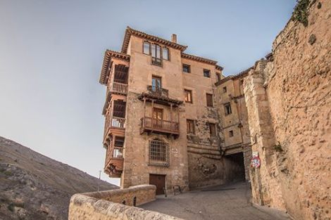 Casa rural spa Cuenca casas colgadas